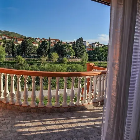 Apartman Selena Trebinje Exterior foto